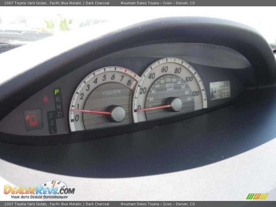 2007 Toyota Yaris Sedan Pacific Blue Metallic / Dark Charcoal Photo #16