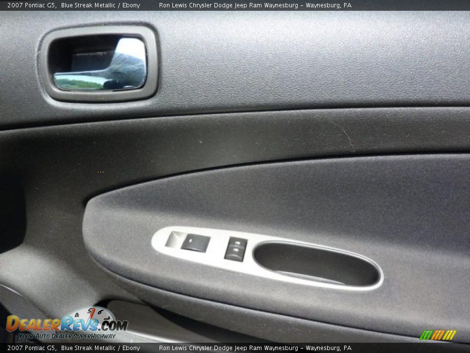 2007 Pontiac G5 Blue Streak Metallic / Ebony Photo #17