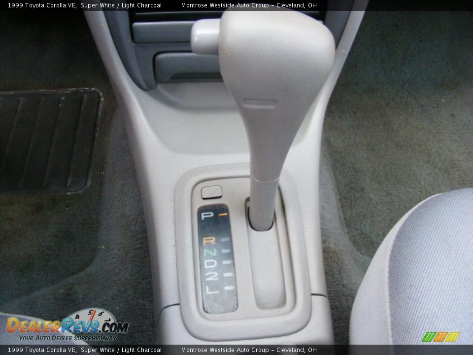 1999 Toyota Corolla VE Super White / Light Charcoal Photo #23