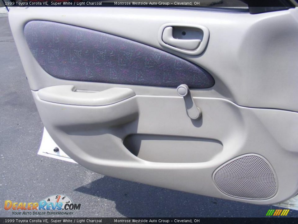 1999 Toyota Corolla VE Super White / Light Charcoal Photo #24