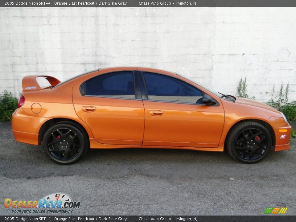 2005 Dodge Neon SRT-4 Orange Blast Pearlcoat / Dark Slate Gray Photo #3