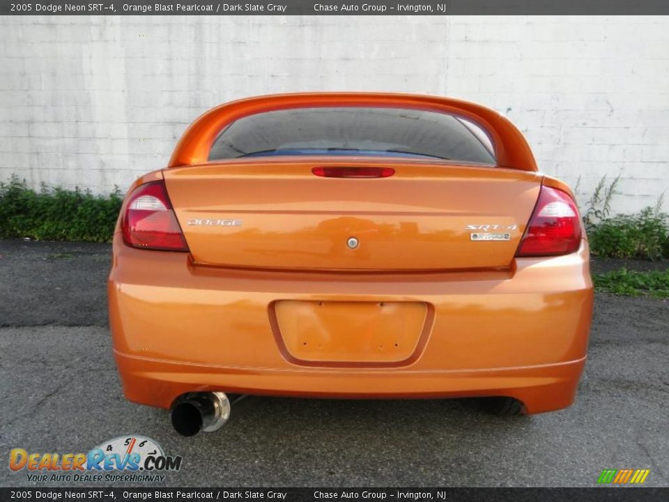 2005 Dodge Neon SRT-4 Orange Blast Pearlcoat / Dark Slate Gray Photo #8