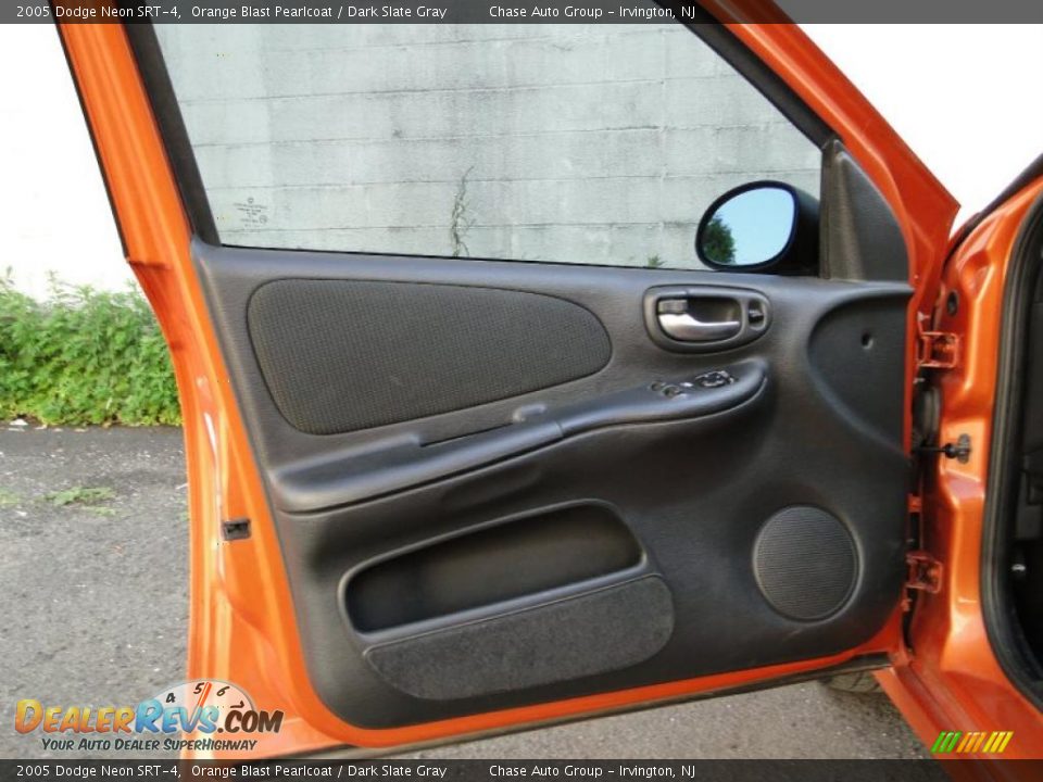 2005 Dodge Neon SRT-4 Orange Blast Pearlcoat / Dark Slate Gray Photo #15