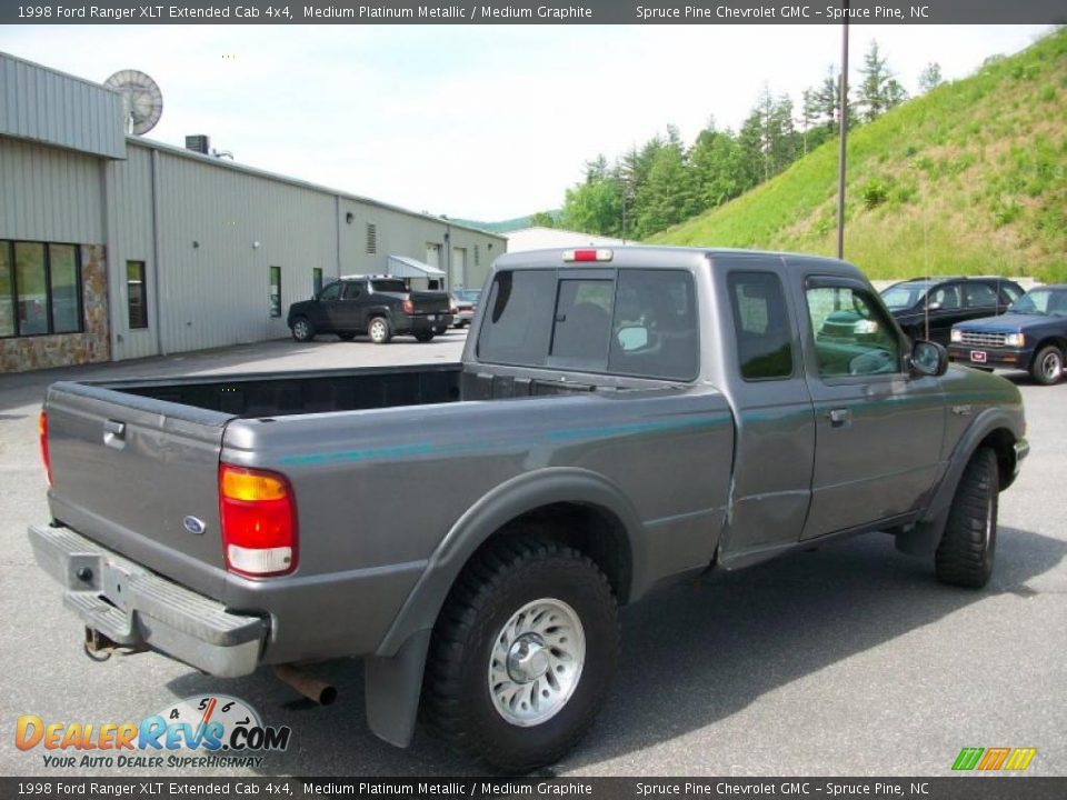 1998 Ford Ranger XLT Extended Cab 4x4 Medium Platinum Metallic / Medium Graphite Photo #2