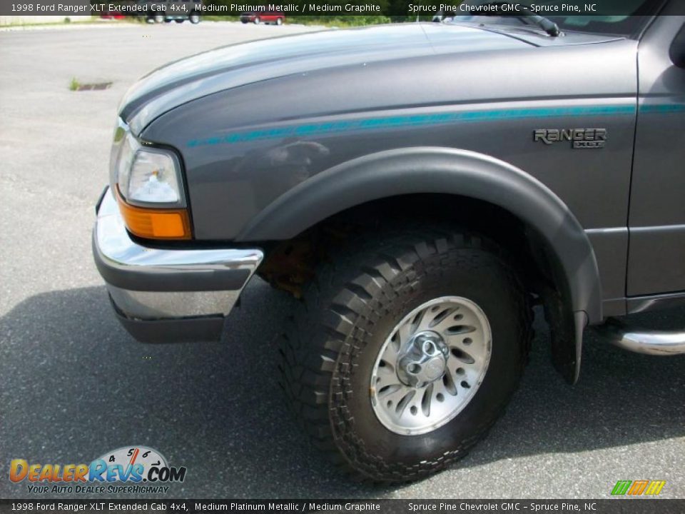 1998 Ford Ranger XLT Extended Cab 4x4 Medium Platinum Metallic / Medium Graphite Photo #4