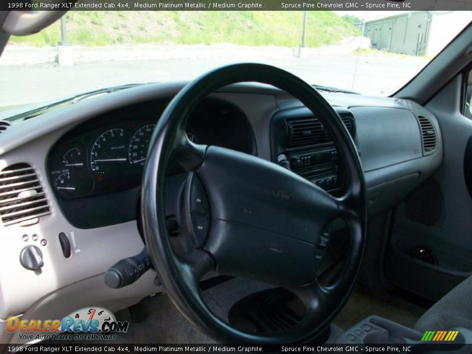 1998 Ford Ranger XLT Extended Cab 4x4 Medium Platinum Metallic / Medium Graphite Photo #6