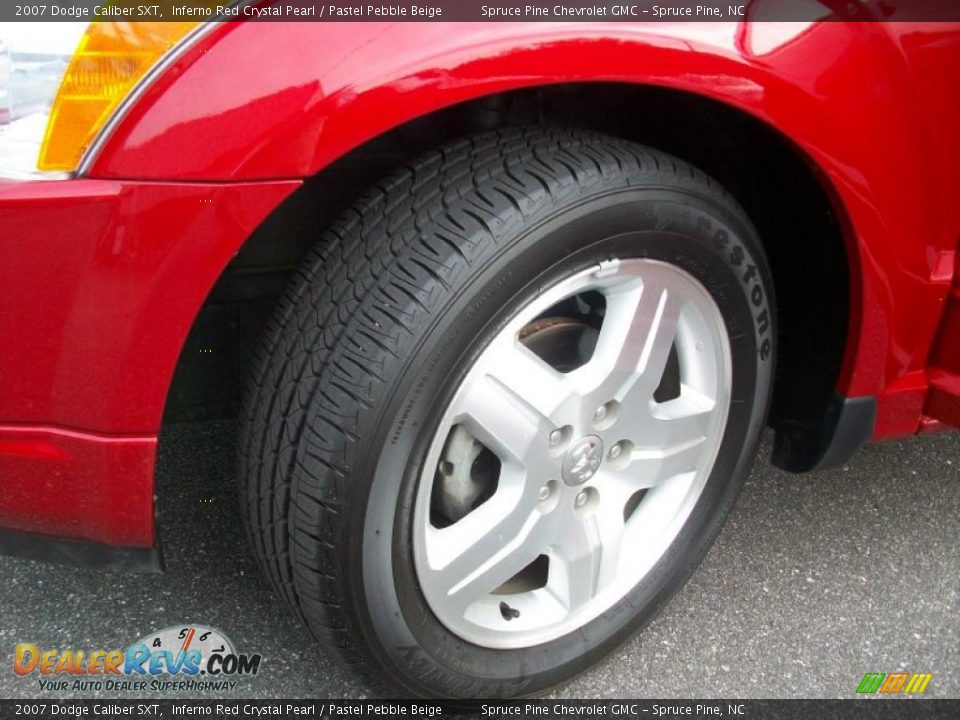 2007 Dodge Caliber SXT Inferno Red Crystal Pearl / Pastel Pebble Beige Photo #10
