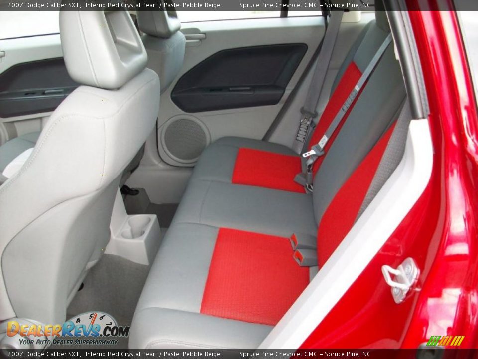 2007 Dodge Caliber SXT Inferno Red Crystal Pearl / Pastel Pebble Beige Photo #11