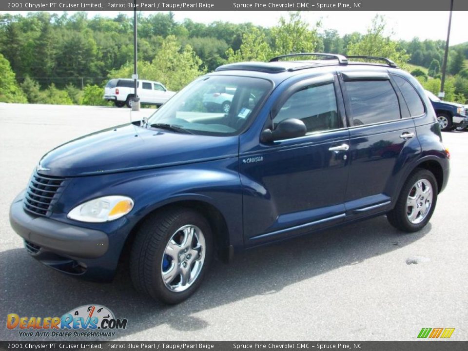 2001 Chrysler PT Cruiser Limited Patriot Blue Pearl / Taupe/Pearl Beige Photo #1