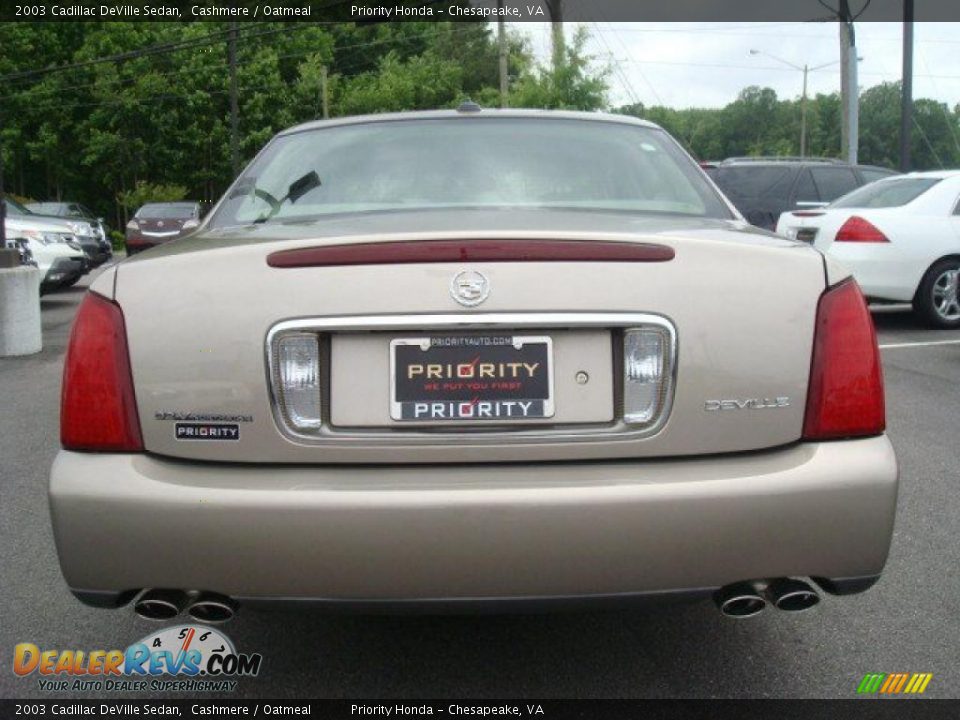 2003 Cadillac DeVille Sedan Cashmere / Oatmeal Photo #5