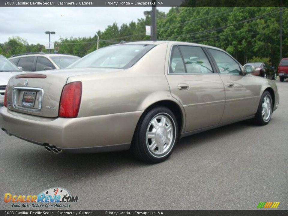 2003 Cadillac DeVille Sedan Cashmere / Oatmeal Photo #6
