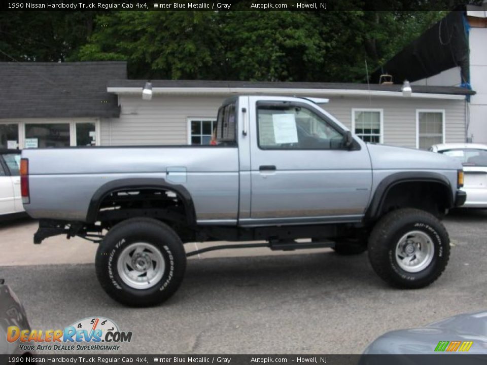 1990 Nissan truck 4x4 #8