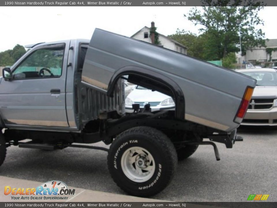 1990 Nissan Hardbody Truck Regular Cab 4x4 Winter Blue Metallic / Gray Photo #9