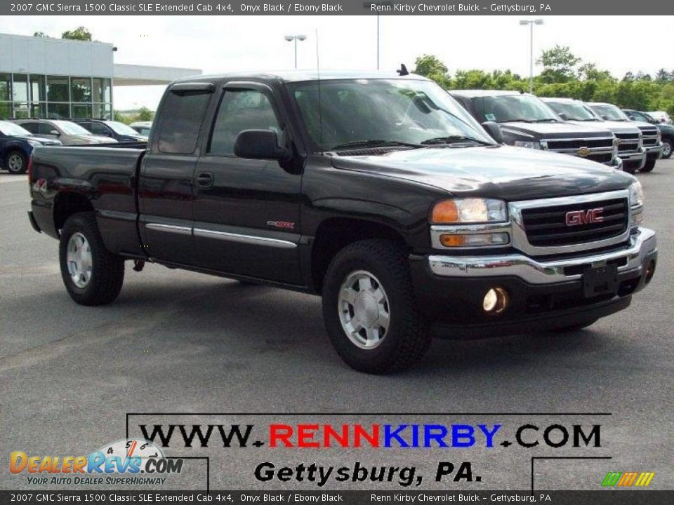 2007 GMC Sierra 1500 Classic SLE Extended Cab 4x4 Onyx Black / Ebony Black Photo #1