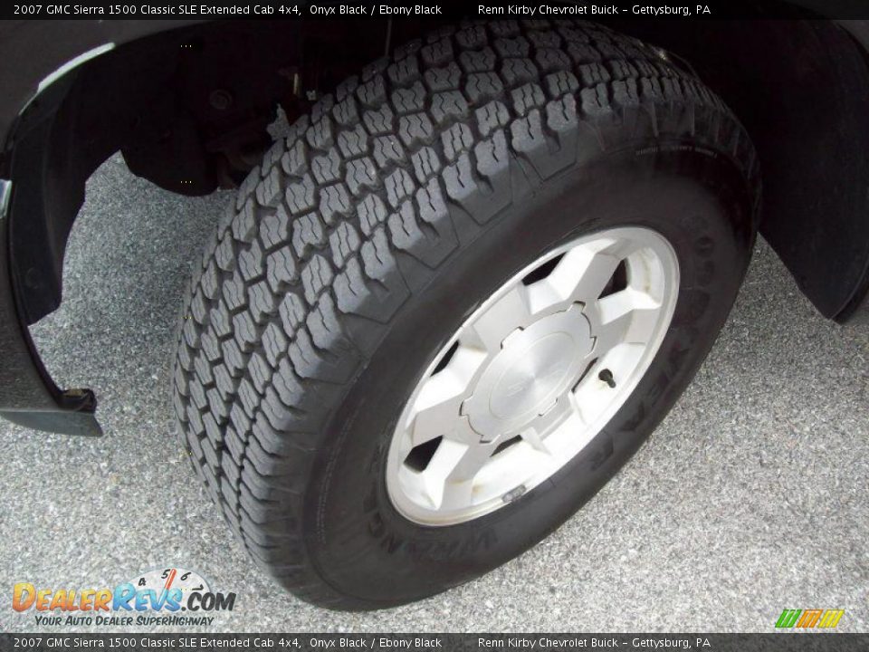 2007 GMC Sierra 1500 Classic SLE Extended Cab 4x4 Onyx Black / Ebony Black Photo #4