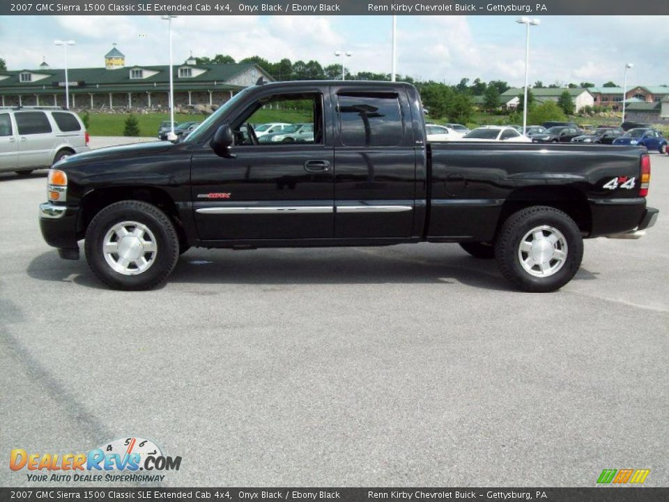 2007 GMC Sierra 1500 Classic SLE Extended Cab 4x4 Onyx Black / Ebony Black Photo #13