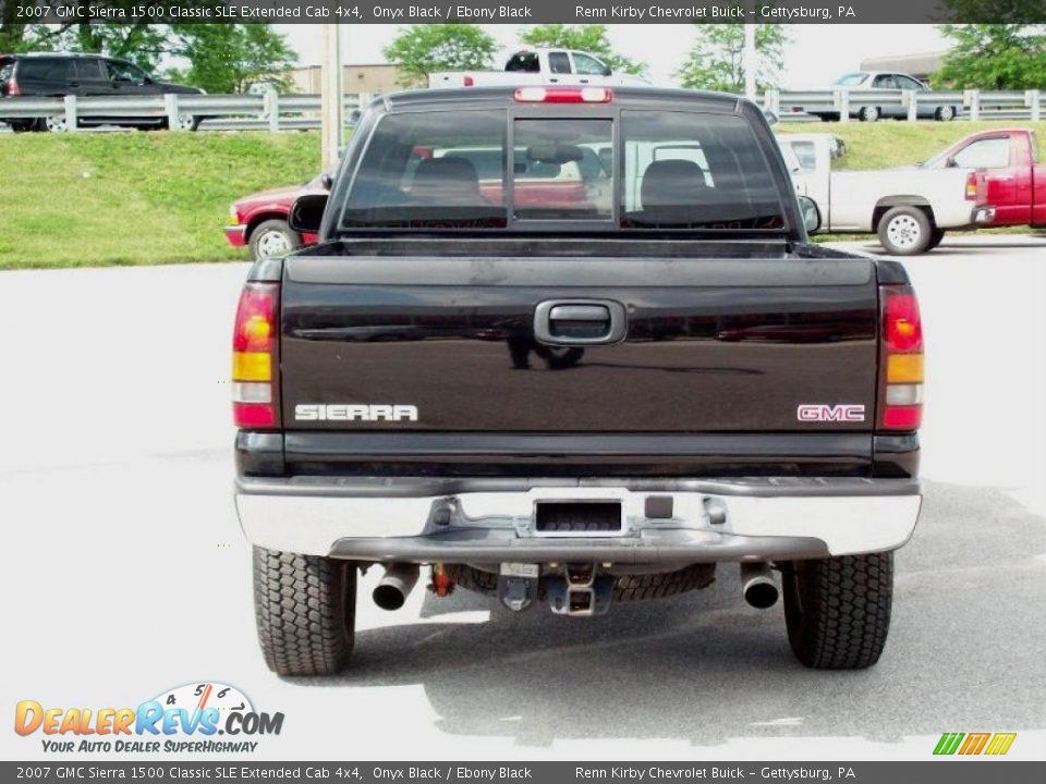 2007 GMC Sierra 1500 Classic SLE Extended Cab 4x4 Onyx Black / Ebony Black Photo #15