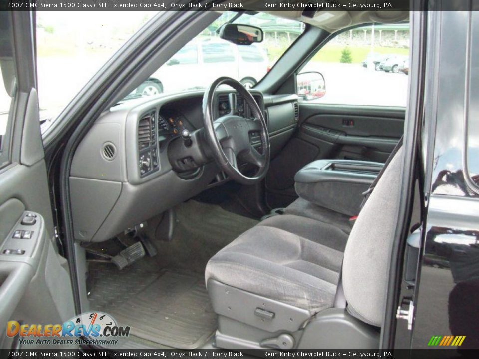 2007 GMC Sierra 1500 Classic SLE Extended Cab 4x4 Onyx Black / Ebony Black Photo #18