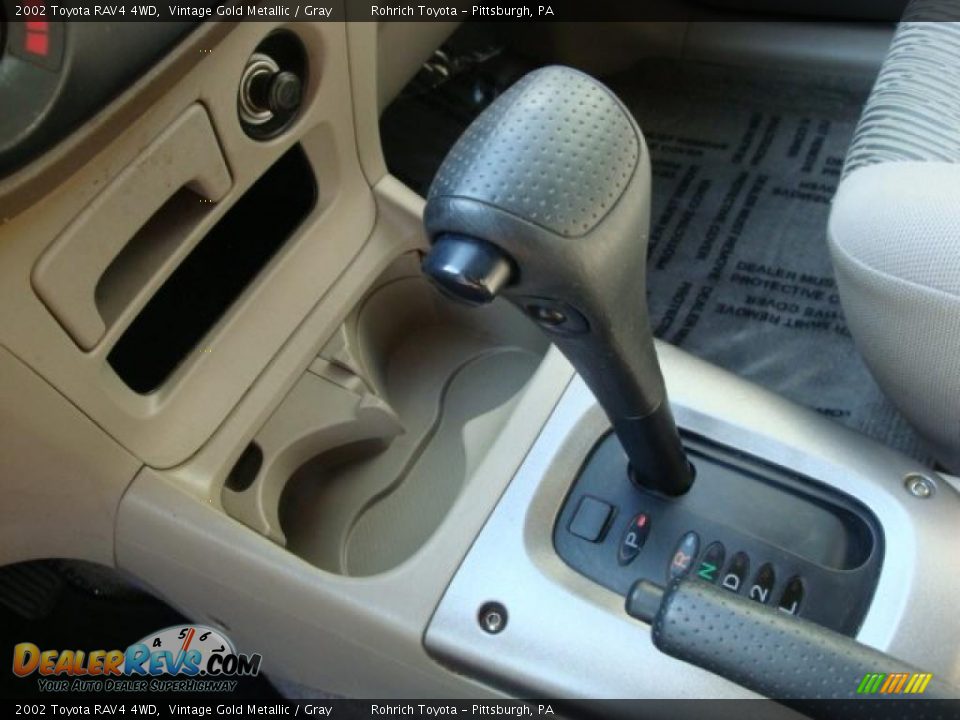 2002 Toyota RAV4 4WD Vintage Gold Metallic / Gray Photo #17