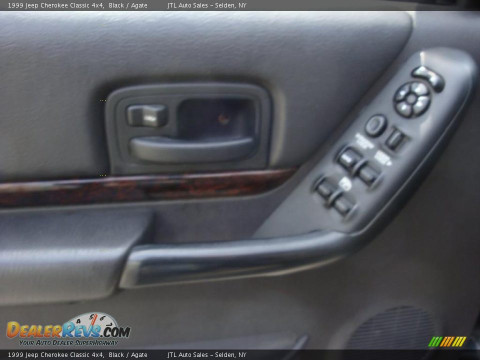 1999 Jeep Cherokee Classic 4x4 Black / Agate Photo #9