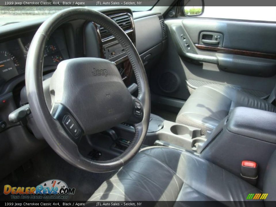1999 Jeep Cherokee Classic 4x4 Black / Agate Photo #11