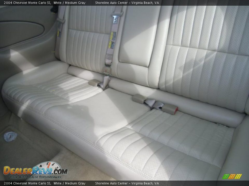 2004 Chevrolet Monte Carlo SS White / Medium Gray Photo #11