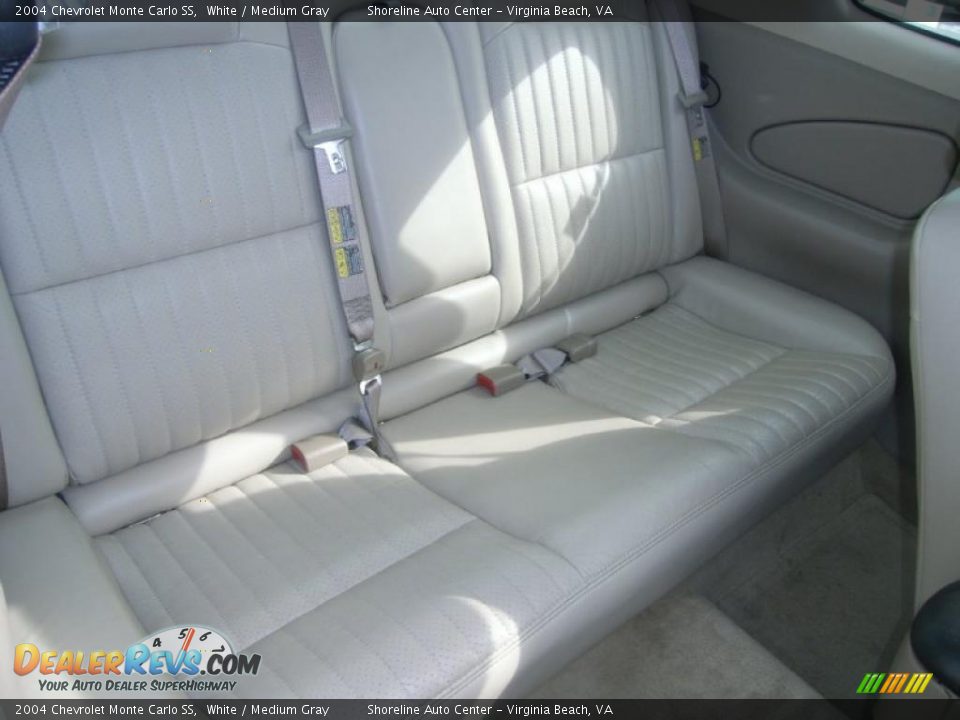 2004 Chevrolet Monte Carlo SS White / Medium Gray Photo #13