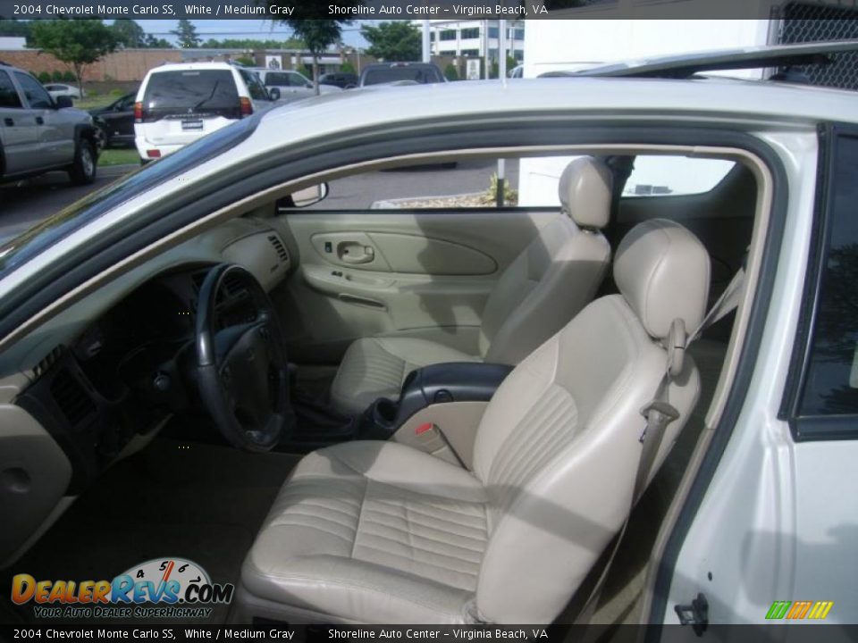 2004 Chevrolet Monte Carlo SS White / Medium Gray Photo #16