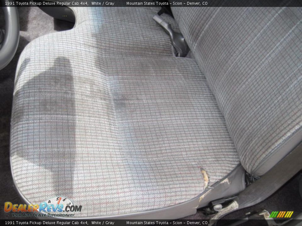 1991 Toyota Pickup Deluxe Regular Cab 4x4 White / Gray Photo #10