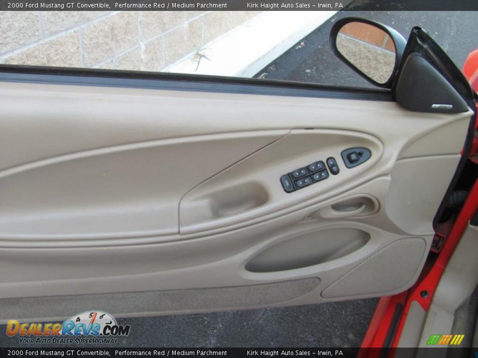 2000 Ford Mustang GT Convertible Performance Red / Medium Parchment Photo #19