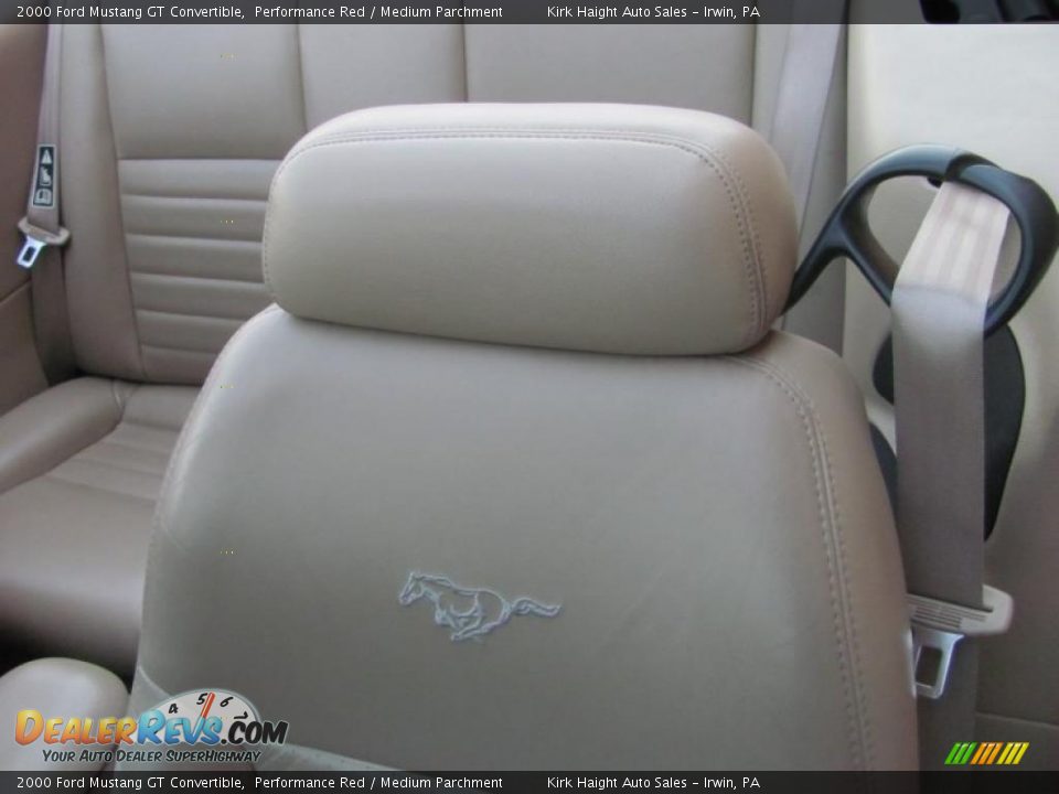 2000 Ford Mustang GT Convertible Performance Red / Medium Parchment Photo #22
