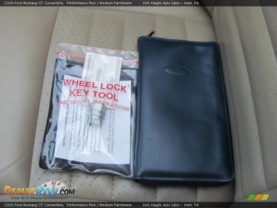 2000 Ford Mustang GT Convertible Performance Red / Medium Parchment Photo #29