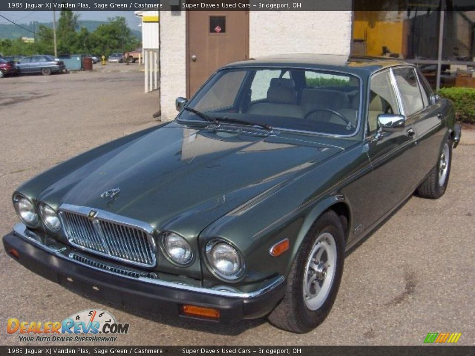 1985 Jaguar XJ Vanden Plas Sage Green / Cashmere Photo #3