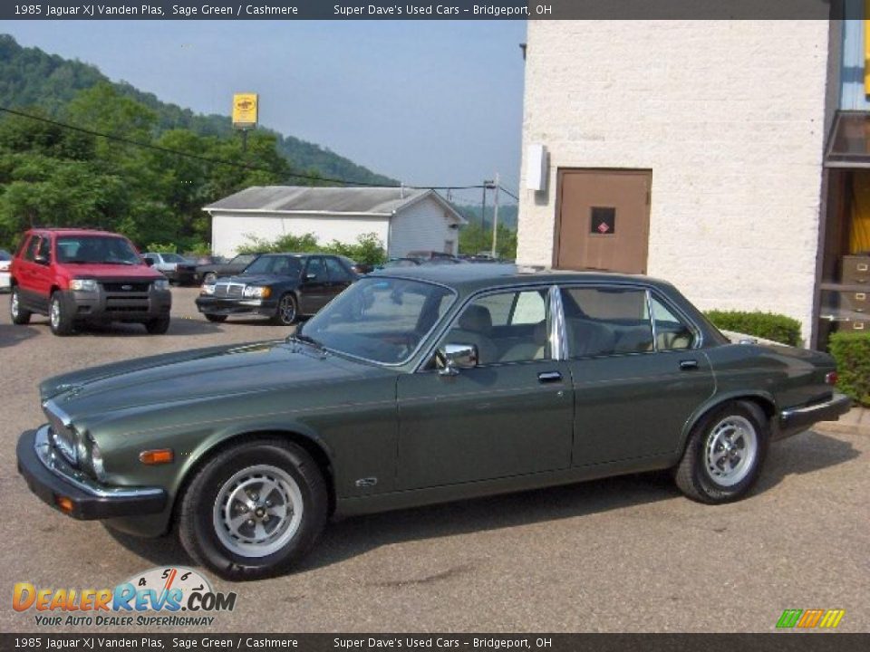 1985 Jaguar XJ Vanden Plas Sage Green / Cashmere Photo #4