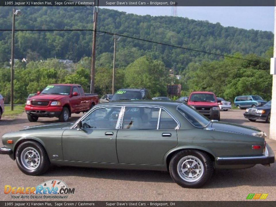 1985 Jaguar XJ Vanden Plas Sage Green / Cashmere Photo #5