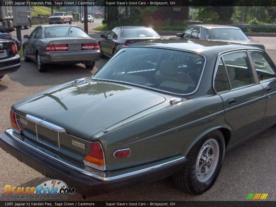 1985 Jaguar XJ Vanden Plas Sage Green / Cashmere Photo #9