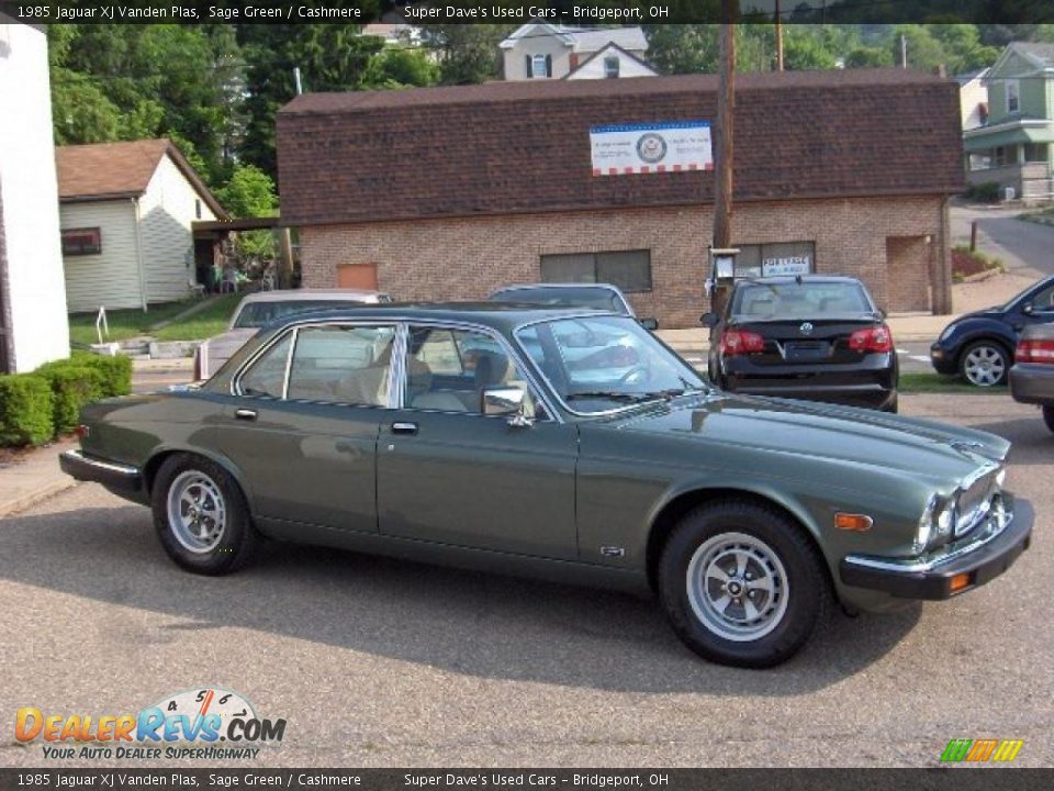 1985 Jaguar XJ Vanden Plas Sage Green / Cashmere Photo #11