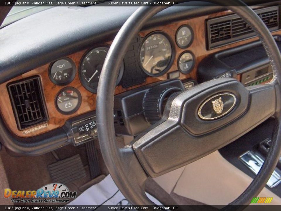 1985 Jaguar XJ Vanden Plas Sage Green / Cashmere Photo #19
