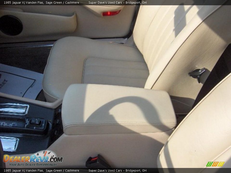 1985 Jaguar XJ Vanden Plas Sage Green / Cashmere Photo #22