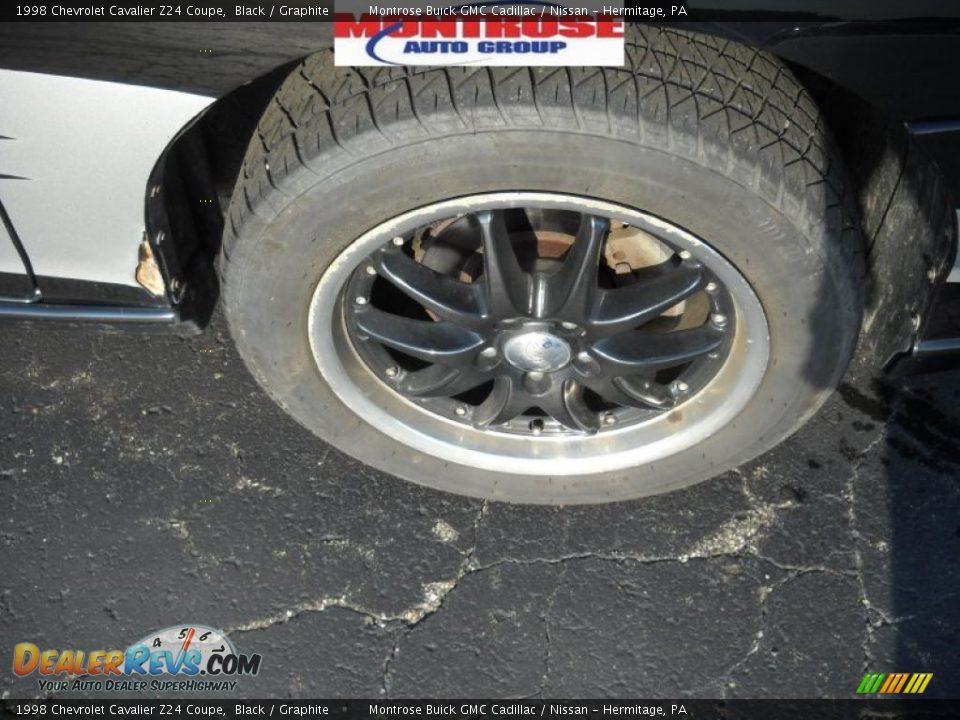 1998 Chevrolet Cavalier Z24 Coupe Black / Graphite Photo #22