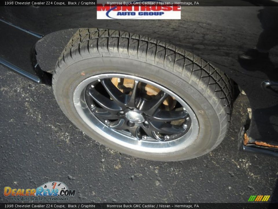 1998 Chevrolet Cavalier Z24 Coupe Black / Graphite Photo #23