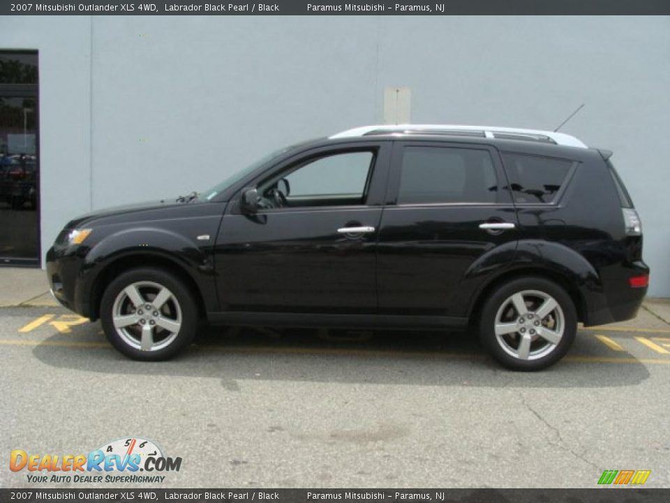 2007 Mitsubishi Outlander XLS 4WD Labrador Black Pearl / Black Photo #3