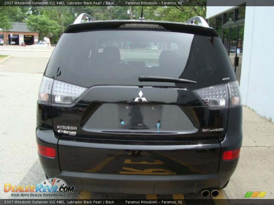2007 Mitsubishi Outlander XLS 4WD Labrador Black Pearl / Black Photo #5