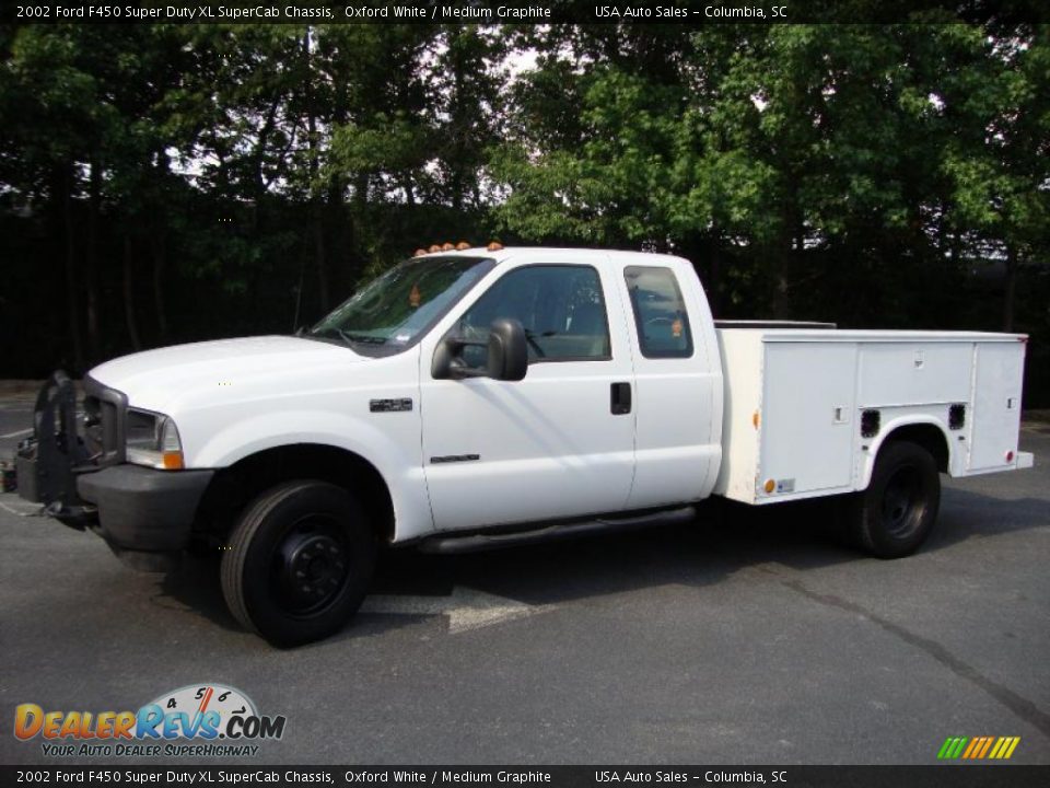 2002 Ford F450 Super Duty XL SuperCab Chassis Oxford White / Medium Graphite Photo #2