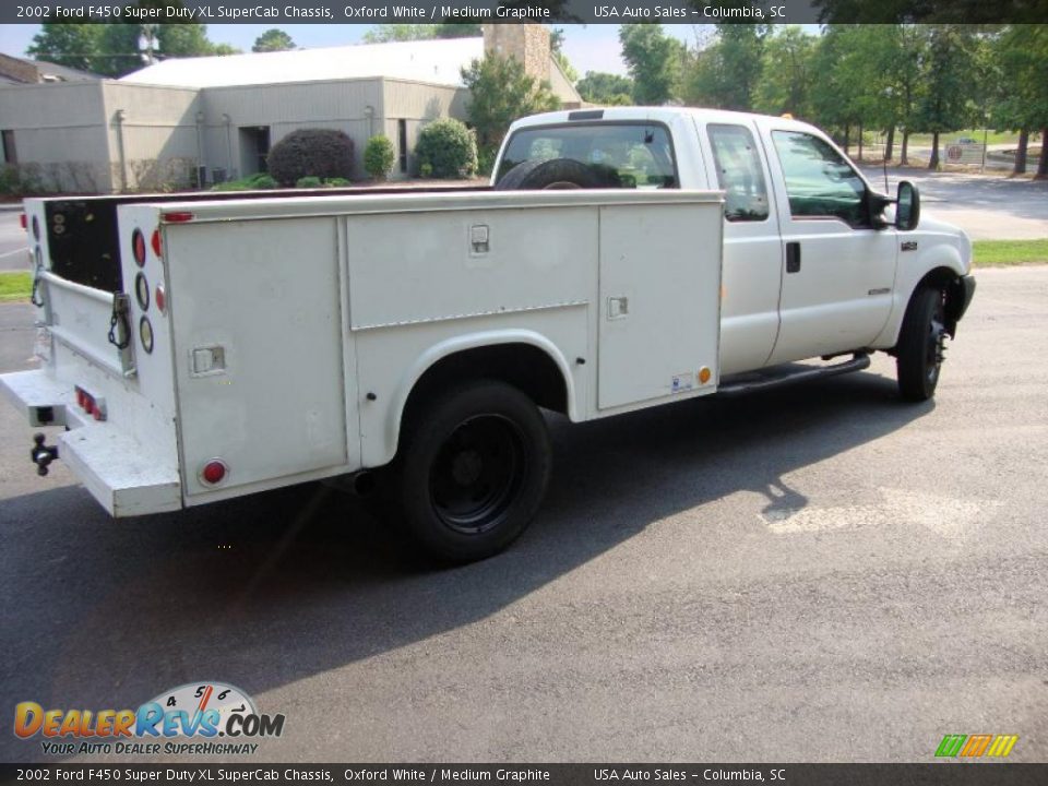 2002 Ford F450 Super Duty XL SuperCab Chassis Oxford White / Medium Graphite Photo #9