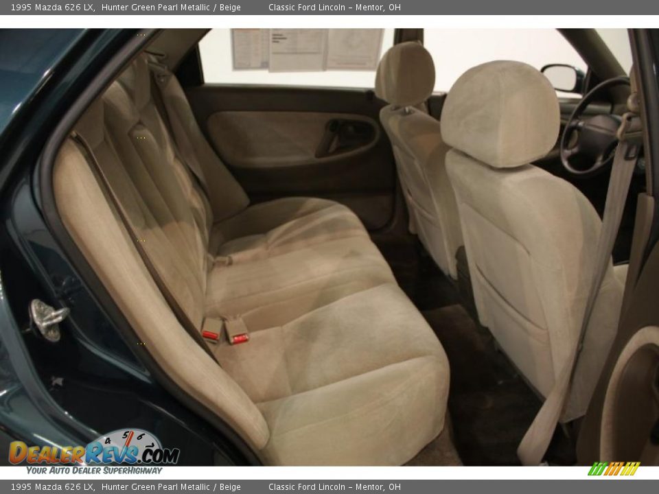 1995 Mazda 626 LX Hunter Green Pearl Metallic / Beige Photo #16