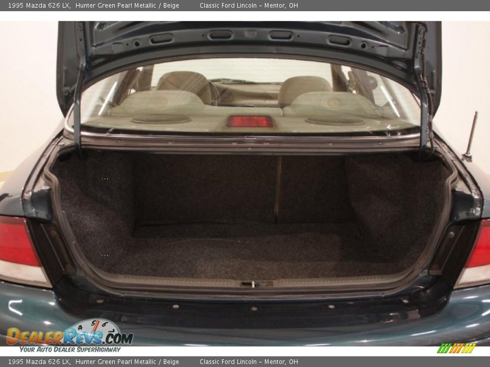 1995 Mazda 626 LX Hunter Green Pearl Metallic / Beige Photo #19