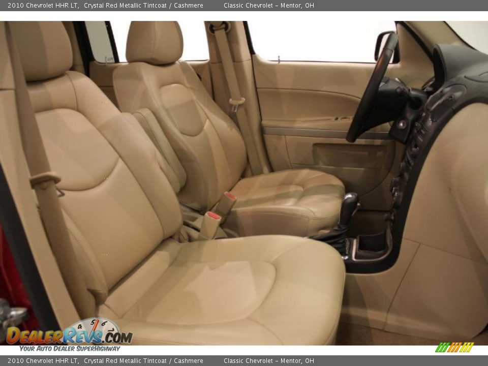 2010 Chevrolet HHR LT Crystal Red Metallic Tintcoat / Cashmere Photo #19