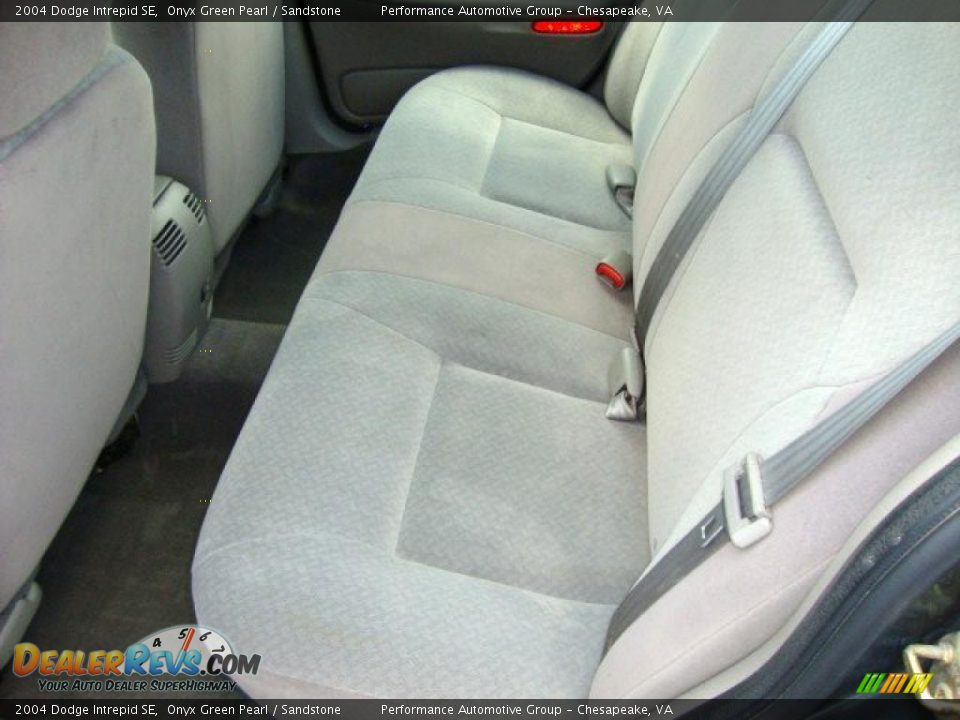 2004 Dodge Intrepid SE Onyx Green Pearl / Sandstone Photo #10