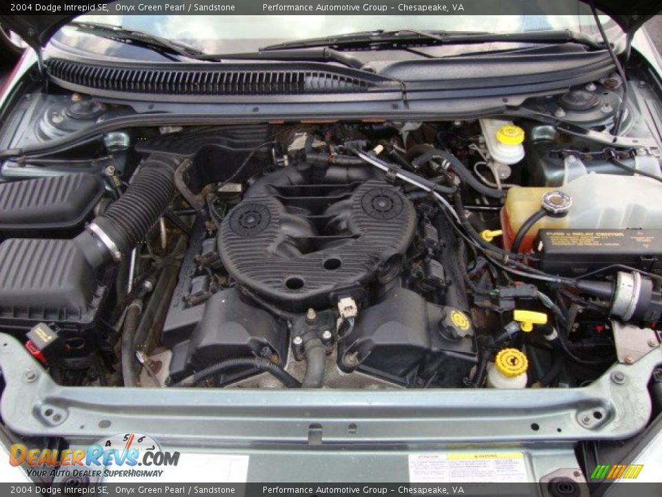 2004 Dodge Intrepid SE Onyx Green Pearl / Sandstone Photo #22